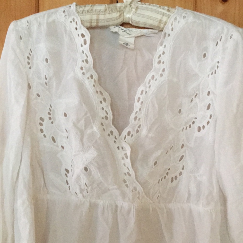 H & M White Lacey Blouse Coverup - Picture 4 of 12